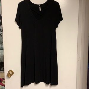 Black crosschest flowy dress